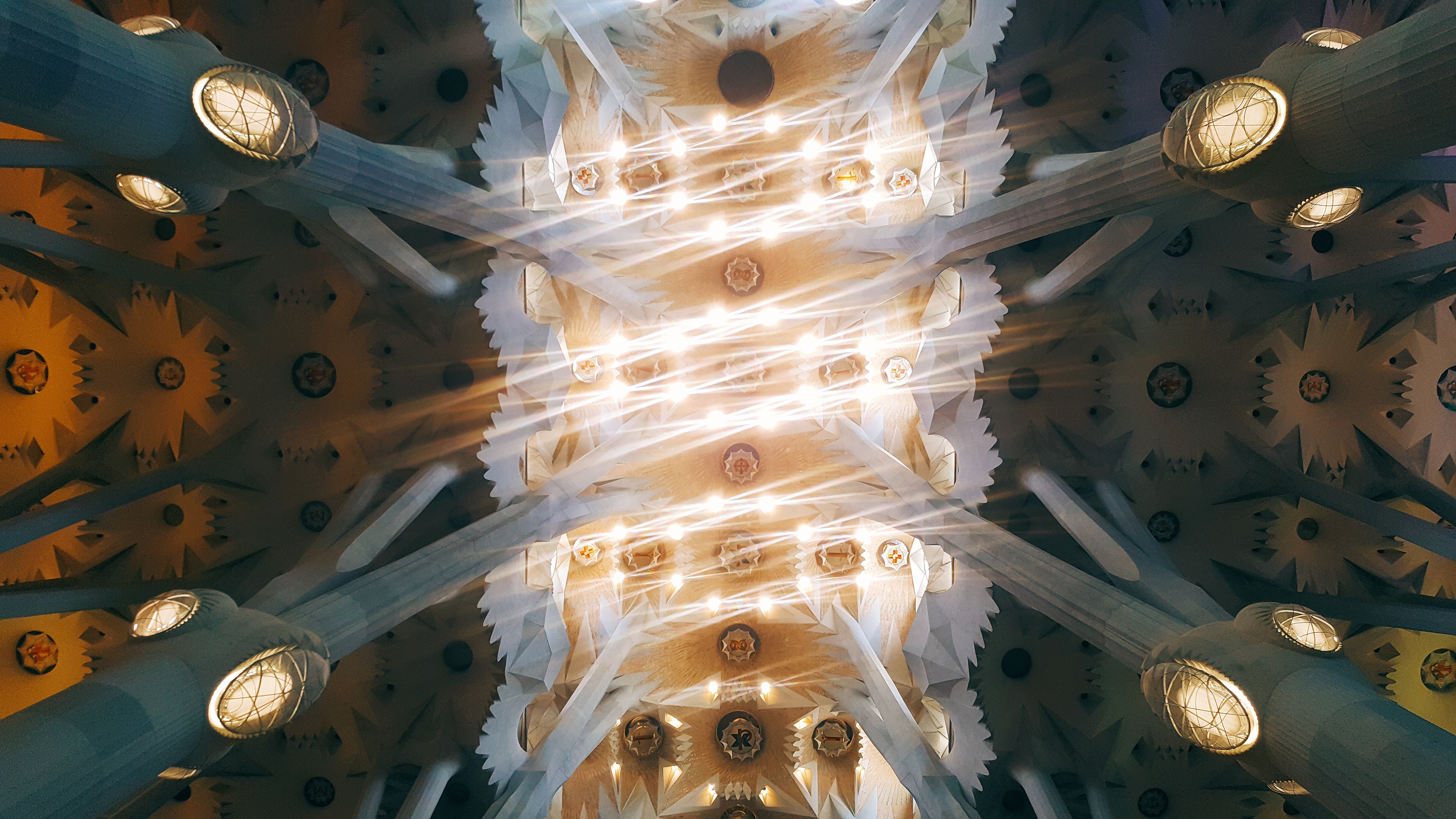 an image of La Sagrada Família
